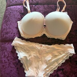 Victoria's Secret Cream Lace Bra and Panty Set